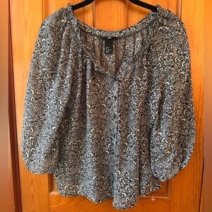 H&M Navy Cream Floral Blouse Size 6 Sheer Button Front Boho Top
